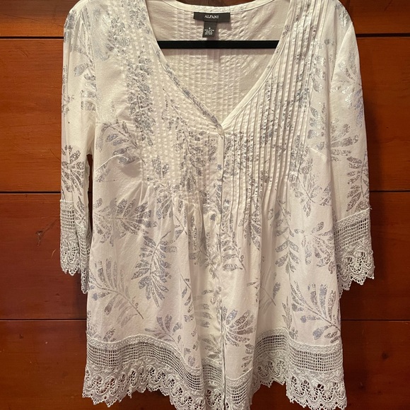Alfani Tops - Alfani woman’s 100% cotton blouse, white w/ silver leaf motif, crocheted trim 8